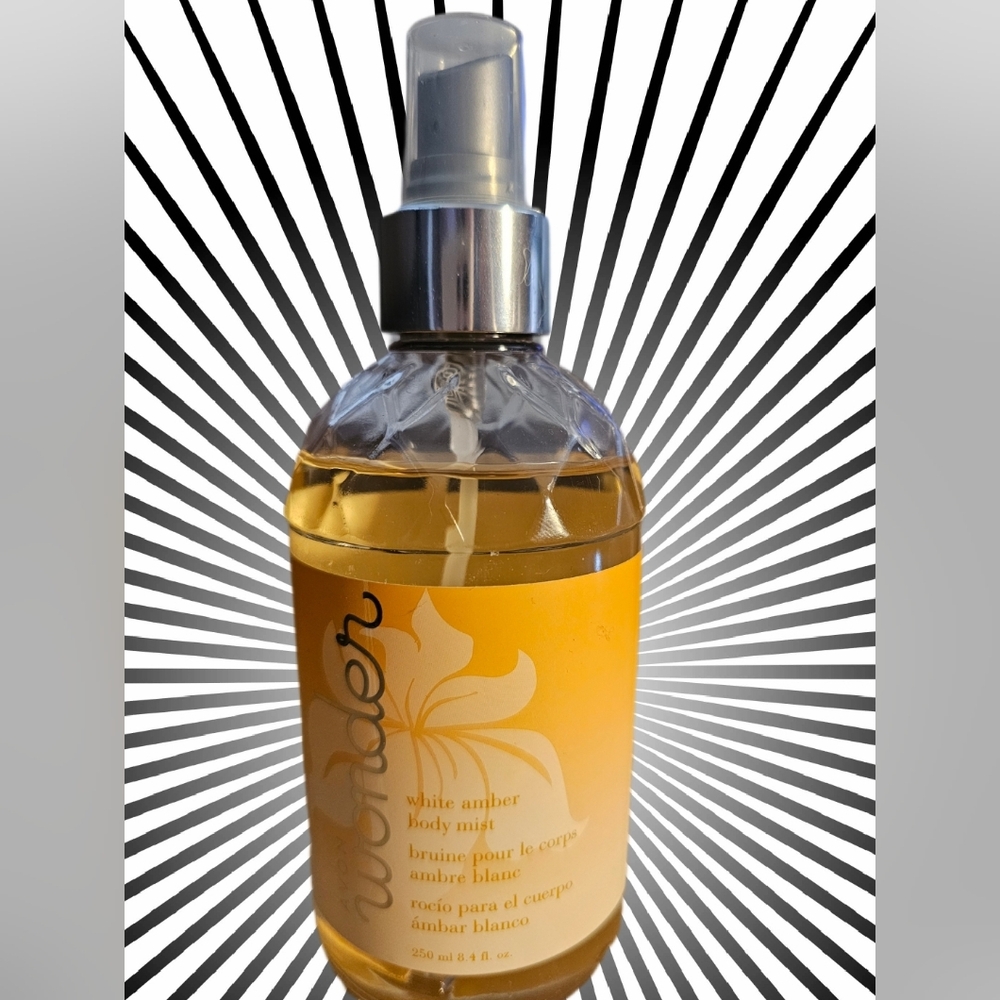 Avon Wonder body mist